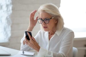 Read more about the article Dicas para não cair em golpes na hora de solicitar o empréstimo consignado ao INSS
